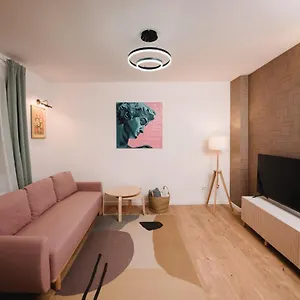 Apartament Cotroceni, Bucureşti