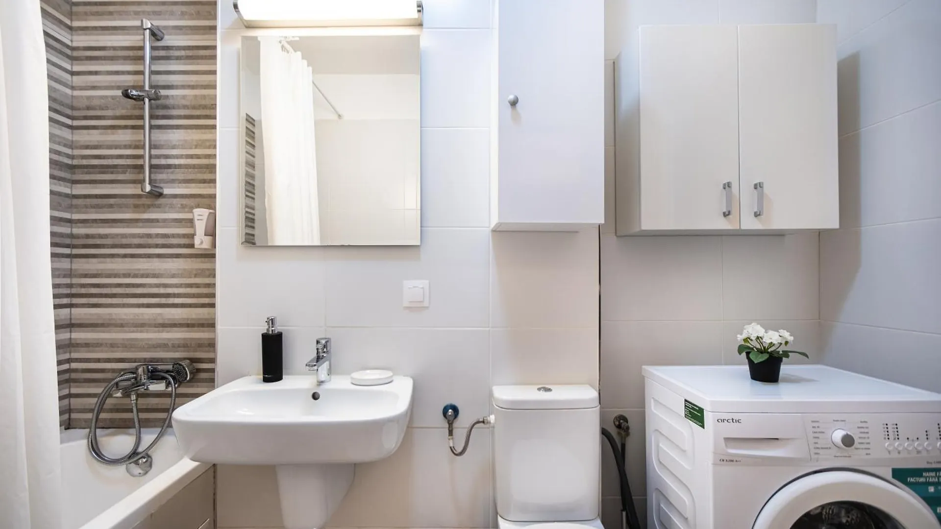 Opal Luxury Aviatiei Apartment Bucureşti