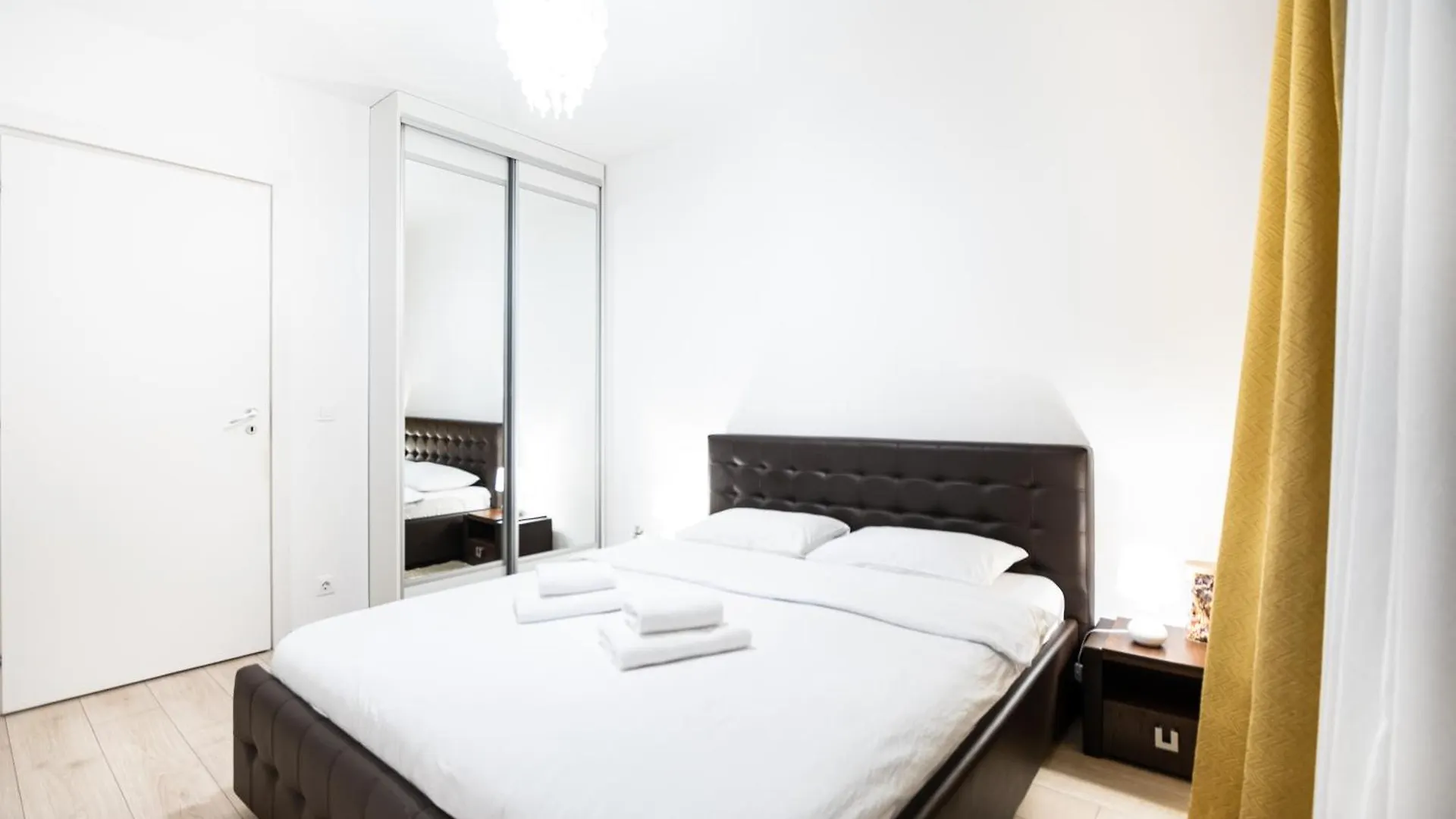 Opal Luxury Aviatiei Apartment Bucureşti 0*,  România