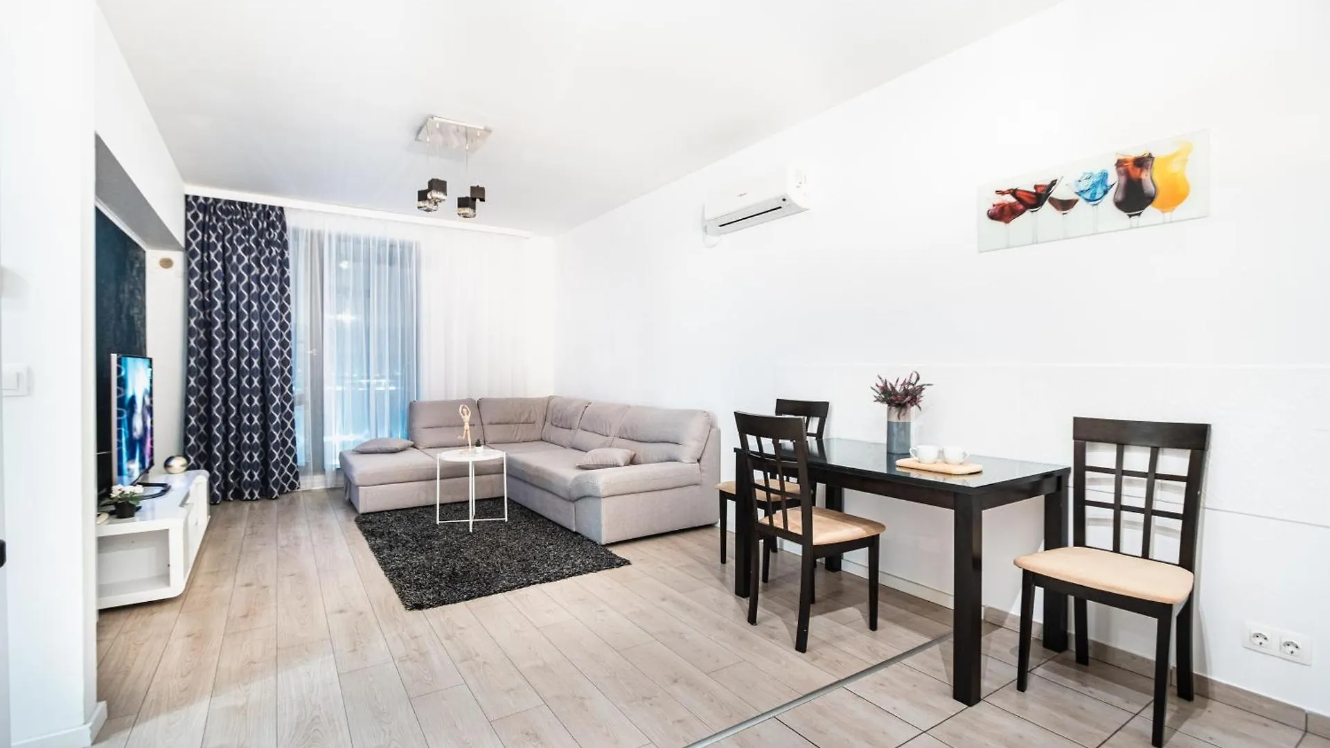 Opal Luxury Aviatiei Apartment Bucureşti 0*,  România