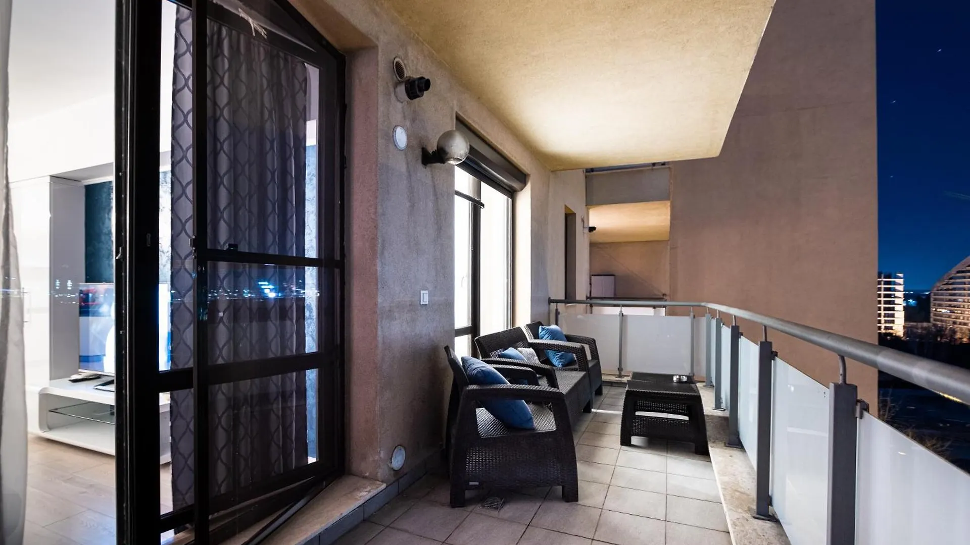 Opal Luxury Aviatiei Apartment Bucharest Romania